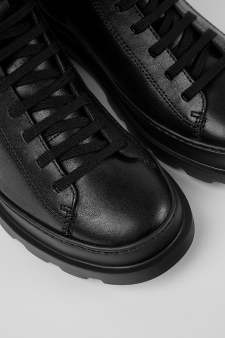 Design Brutus Schwarzer Mittelhoher Schnürstiefel Für Damen Camper De