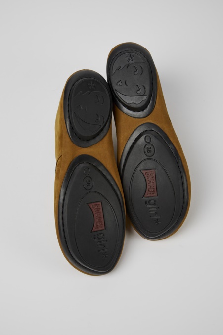 Camper De Right Braune Nubukschuhe Für Damen Neu Eingetroffen