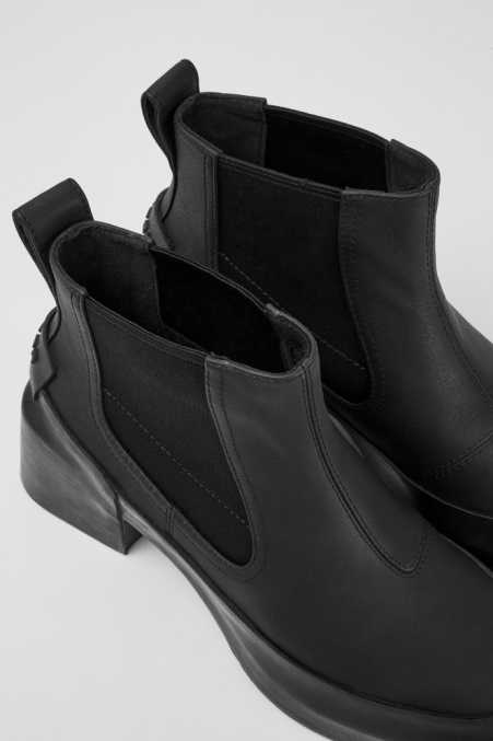 Design Regen Schwarze Lederstiefeletten Mit Absatz Camper De
