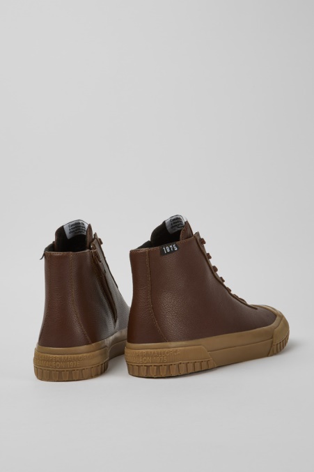 Exklusive Camper De Camaleon Braune Lederstiefel Für Damen