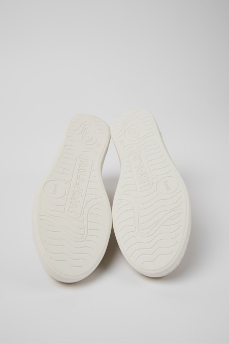 Design Uno Graue Damenschuhe Aus Nubukleder Und Leder Camper De