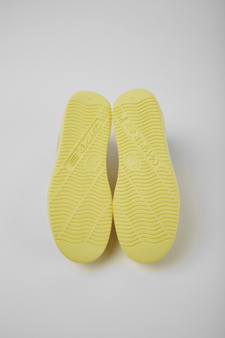 Exklusive Camper De Runner K21 Gelbe Lederturnschuhe Für Damen