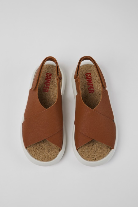 Exklusive Camper De Pelotas Flota Braune Und Weiße Ledersandalen Für Damen