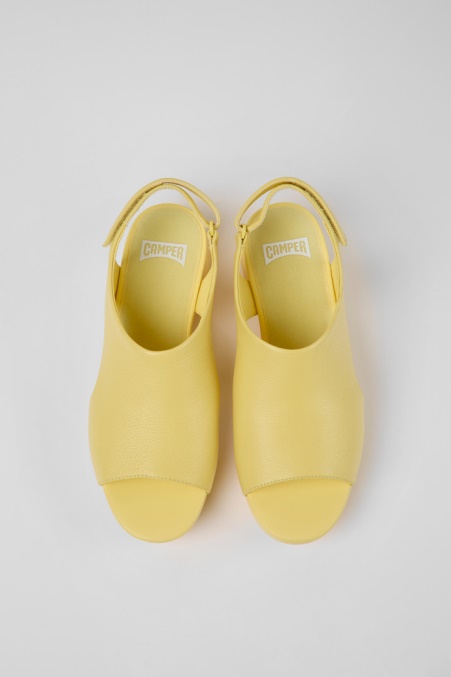 Exklusive Camper De Balloon Gelbe Ledersandalen Für Damen