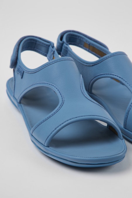 Rechts Blaue Ledersandalen Für Damen Exklusiv Camper De