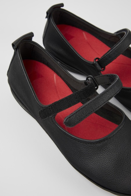 Rechts Schwarze Leder Ballerinas Für Damen Exklusiv Camper De