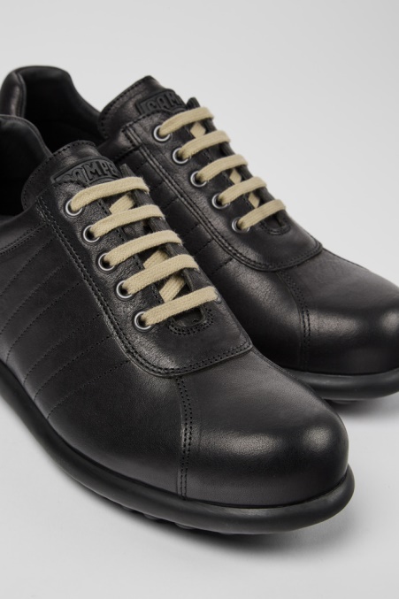 Camper De Pelotas Ikonischer Schwarzer Schuh Für Herren Neu Eingetroffen