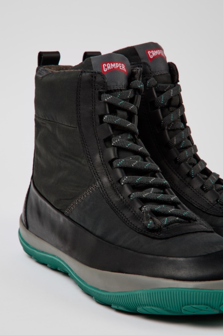 Peu Pista Graue Und Schwarze Stiefel Für Herren Exklusiv Camper De