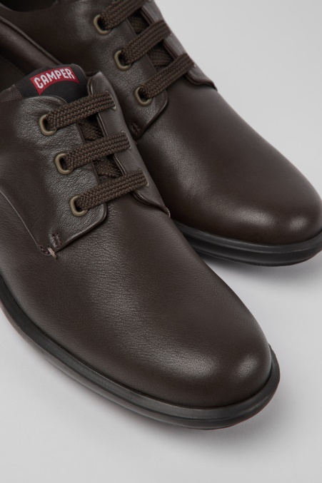 Atom Work Dunkelbraune Blucher Schuhe Für Herren Exklusiv Camper De