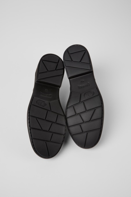 Exklusiver Klassischer Schwarzer Schuh Von Camper De Neuman Für Herren