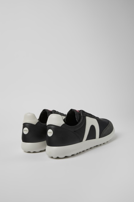 Camper De Design Pelotas Xlite Weiß-schwarze Sneaker Aus Textil Und Leder Für Herren