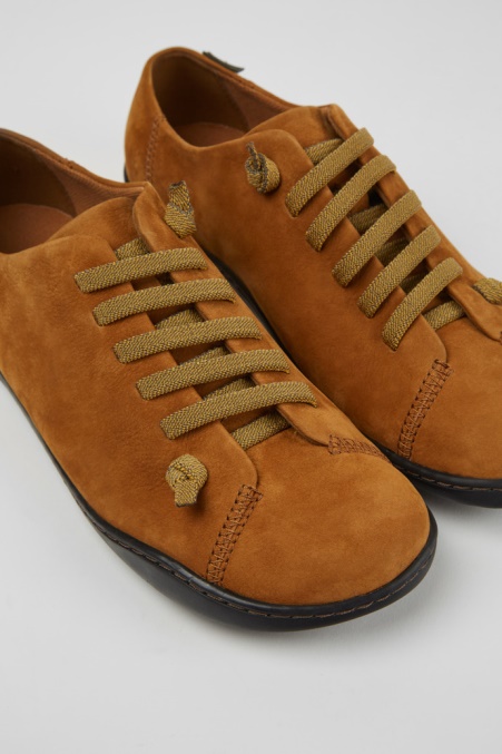 Design Peu Hellbrauner Nubukschuh Für Damen Camper De