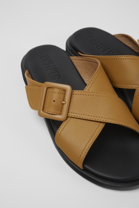 Exklusive Camper De Edy Braune Ledersandalen Für Damen