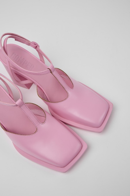 Exklusive Camper De Karole Rosa Leder T-bar Schuhe Für Damen