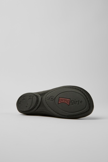 Rechts Schwarze Lederschuhe Für Damen Exklusiv Camper De