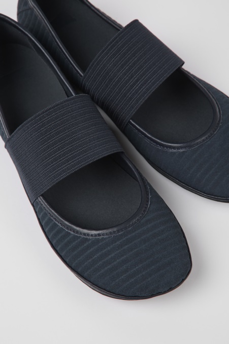 Rechts Blaue Ballerinas Aus Recyceltem Leder Für Damen Camper De Neu Eingetroffen