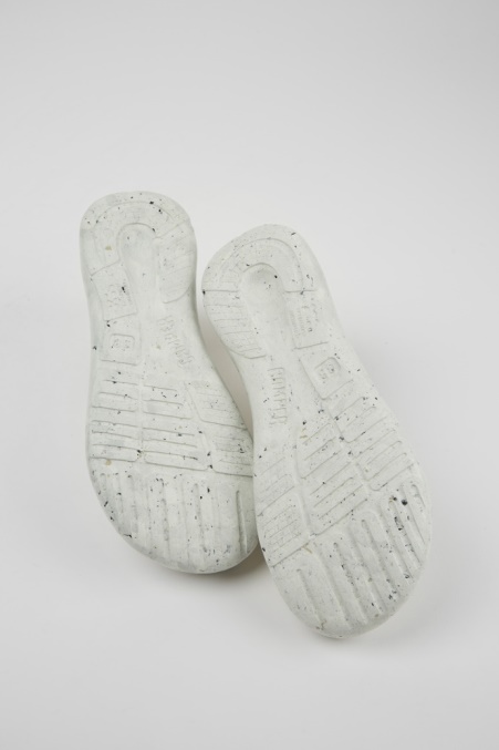 Peu Stadium White Sneaker Aus Ungefärbtem Leder Für Damen Exklusiv Camper De