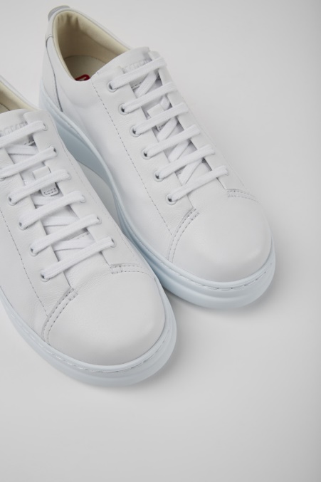 Camper De Design Zweitplatzierte Weiße Sneaker Für Damen