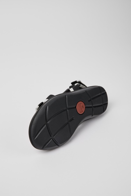 Design Match Schwarz-weiße Sandalen Aus Recyceltem Pet Für Damen Camper De