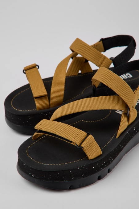 Exklusive Camper De Oruga Up Braun Recycelte Pet-sandalen Für Damen