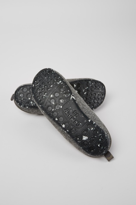 Camper De Design Wabi Damenhausschuhe Aus Grauer Wolle