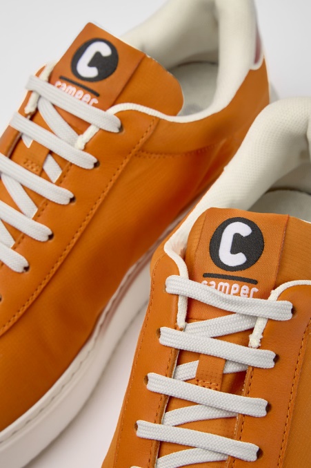 Camper De Design Runner K21 Orange Rote Und Weiße Turnschuhe Für Herren