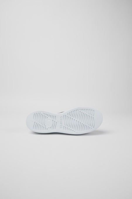 Runner Up Schwarzer Sneaker Für Damen Exklusiv Camper De