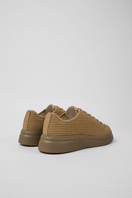 Zweitplatzierter Sneaker Aus Recyceltem Leder In Beige Für Damen Von Camper De New Arrivals