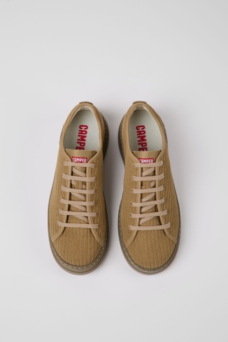 Zweitplatzierter Sneaker Aus Recyceltem Leder In Beige Für Damen Von Camper De New Arrivals