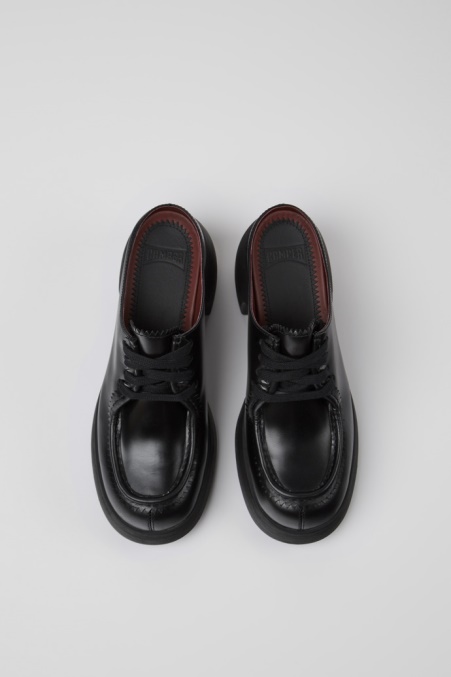 Exklusive Camper De Thelma Schwarze Lederpantoletten Für Damen