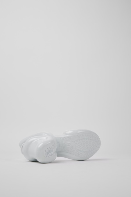 Kobarah Weiß Unisex Sandalen Exklusiv Camper De