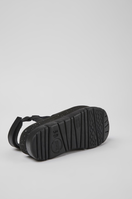 Design Oruga Up Schwarze Ledersandalen Für Damen Camper De